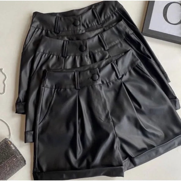 Shorts Cirrê Imita Black High Waist Fashion